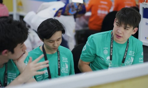 Казахстанец завоевал историческое «золото» на чемпионате мира по спортивному программированию