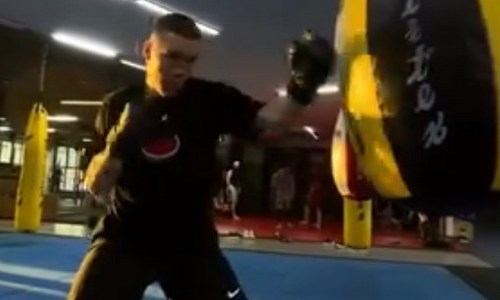 Дебютирует в ММА? Казахстанский боксер удивил видео с тренировки