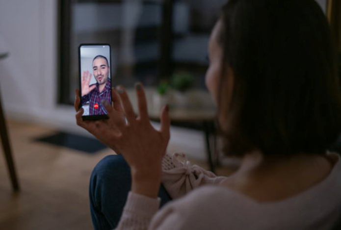 Психолог рассказала, к чему приводят отношения на расстоянии