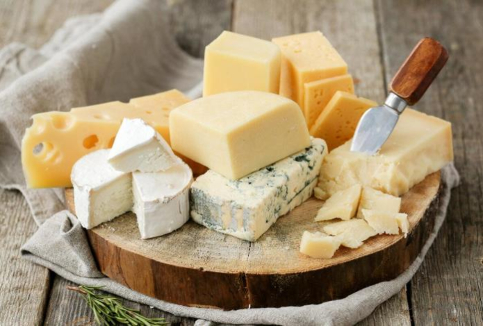 Кардиолог назвал самый полезный сыр для здоровья сердца