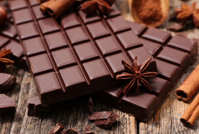 Врач назвал ежедневную безопасную дозу шоколада