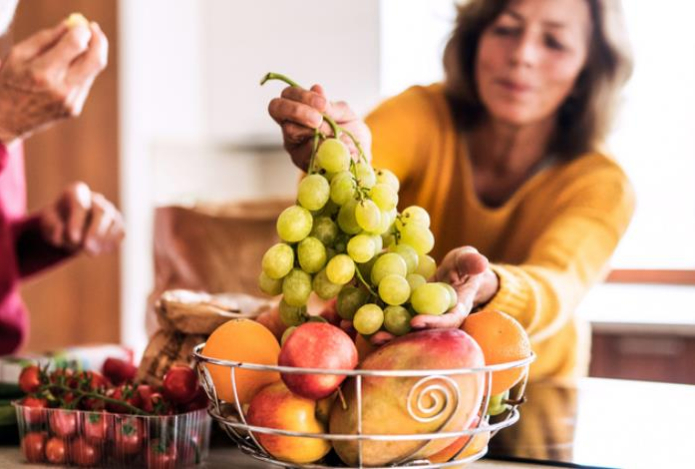 Овощи и фрукты какого цвета снизят уровень холестерина и помогут похудеть