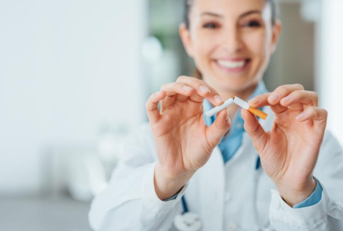 За год — минус 0,15 см. Ученые выяснили, какой орган постоянно уменьшается из-за курения