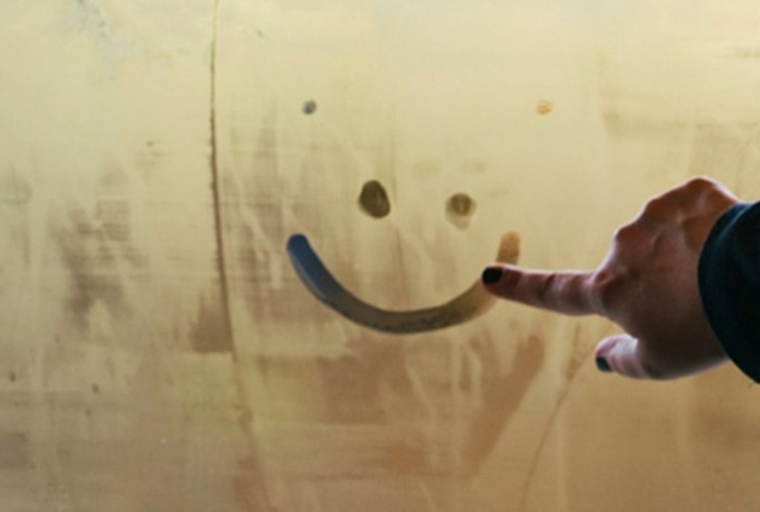 Назван цвет, который улучшает настроение и снижает боль