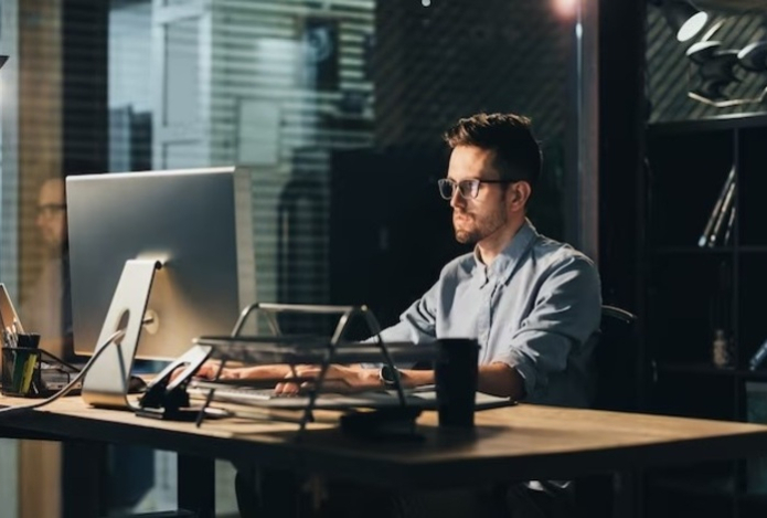 Названы способы пережить шестидневную рабочую неделю