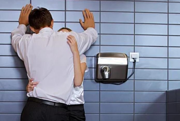 Названы смертельно опасные места для занятия сексом