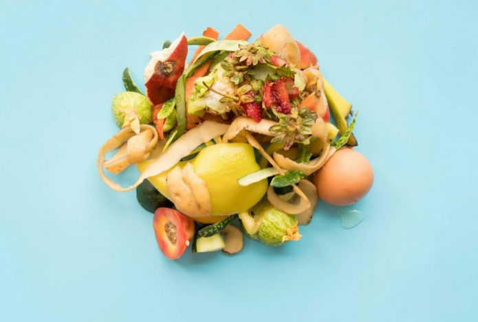 Не выбрасывайте очистки овощей — их можно использовать с умом