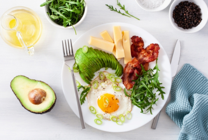 Сколько часов должно пройти между приемами пищи