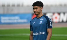 Казахстанский футболист помог сотворить сенсацию российскому клубу