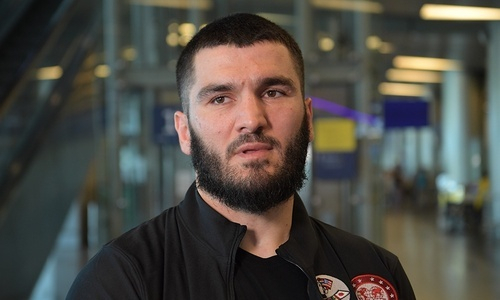 Бетербиев сделал заявление о завершении карьеры после боя за «абсолют» с Биволом
