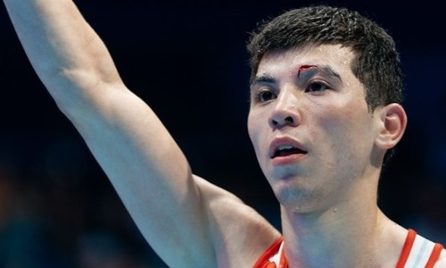 Федерация бокса выступила с заявлением после «ограбления» казахстанца в финале ЧА-2024
