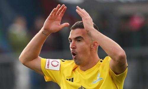 Стала известна сумма неустойки за расторжение контракта Карлитоса с «Астаной»