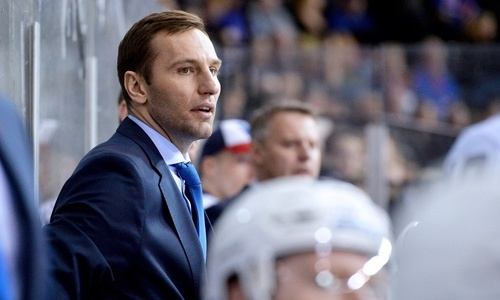 «Хуже точно не будет». В России назвали плюсы нового главного тренера «Барыса»