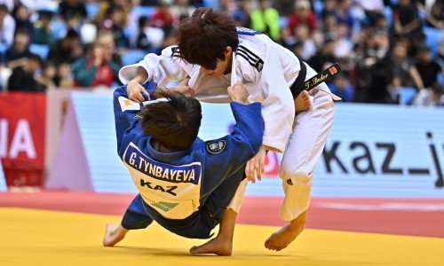 Казахстан сохранил единственный шанс на «золото Grand Slam в Астане после поражения лидера