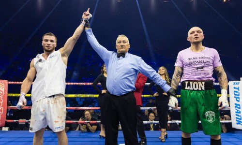 «Как на тренировке вышел и бил по мешку». Тренер высказался о нокауте от непобежденного российского боксера