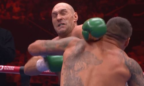 Нокдауном и решением судей завершился бой Усик — Фьюри за «абсолют»