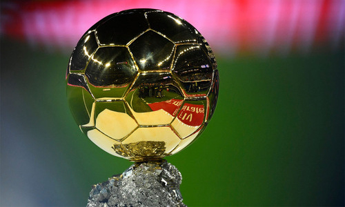 Фаворит «Золотого мяча» «отказался» от награды ради легенды