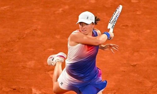 Немыслимый камбэк зафиксирован в матче лучшей теннисистки мира на «Ролан Гаррос»