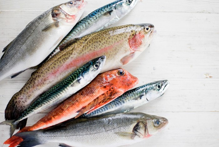 Содержит массу витамина D. Эта дешевая рыба в разы полезнее дорогой — вы будете удивлены