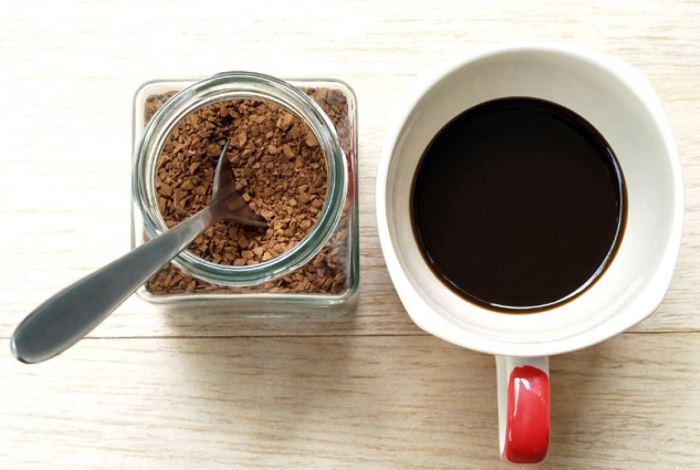 Почему нельзя заливать кипятком растворимый кофе — ошибка 90 процентов людей