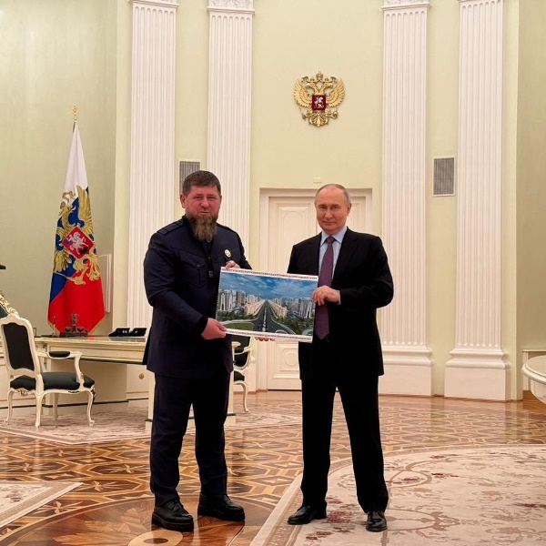 Отказавшийся от флага России чемпион мира отреагировал на встречу Рамзана Кадырова с Владимиром Путиным