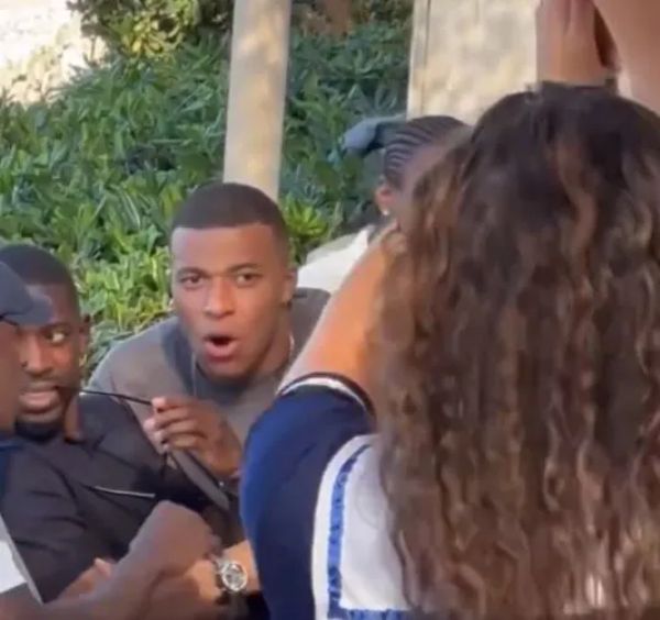 Горячая девушка Килиана Мбаппе взорвала соцсети. Фото