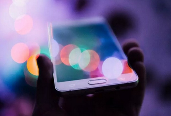 Названы главные недостатки современных смартфонов, которые многие принимают за достоинства