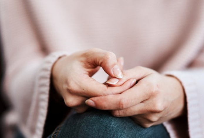 Психолог объяснил, как формируется позиция жертвы