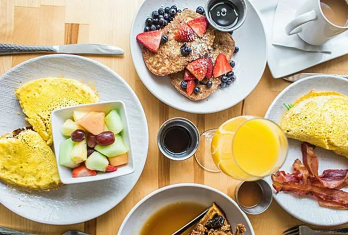 Названы два продукта на завтрак, которые помогут сделать сосуды чистыми