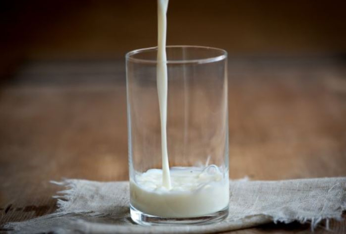Соевое, овсяное или коровье — названо самое полезное для здоровья молоко