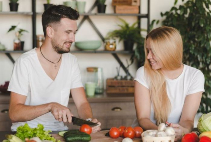 «Открытие, которого ожидали миллионы людей». Ученые обнаружили замедляющую старение диету