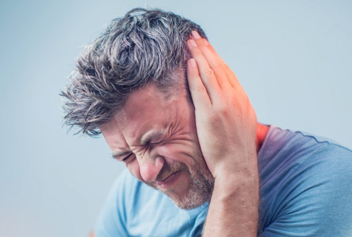 Почему возникает шум в ушах