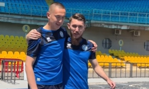 Сборная Казахстана завершила подготовку в Алматы и отправляется в Ереван. Видео