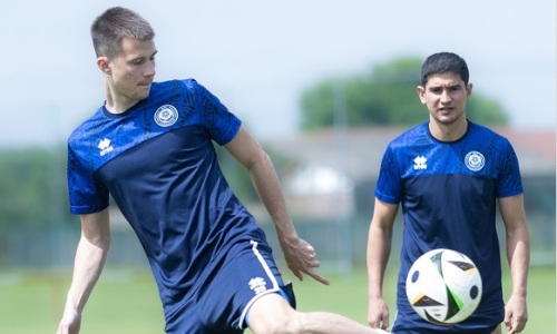 Сборная Казахстана провела первую тренировку в Венгрии