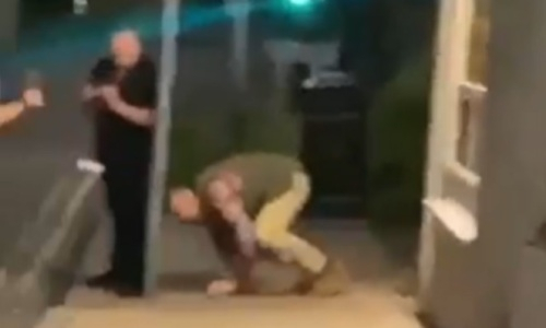 Пьяного Тайсона Фьюри вышвырнули из бара. Видео