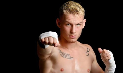 Экс-чемпион мира среди профи отметил особенность в карьере следующего соперника Жанибека Алимханулы