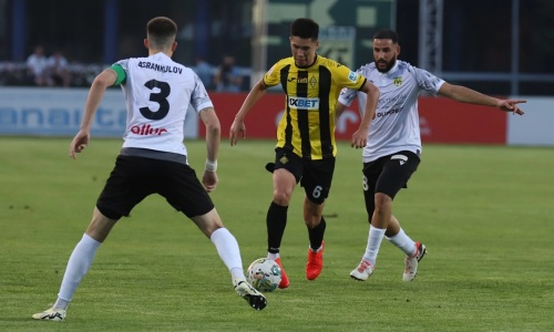 Фоторепортаж с матча Премьер-Лиги «Тобол» — «Кайрат» 1:0