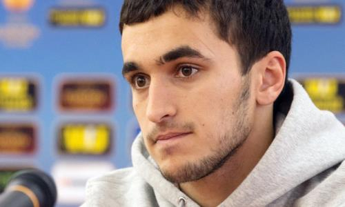 Экс-футболист «Актобе» продлил контракт с клубом РПЛ