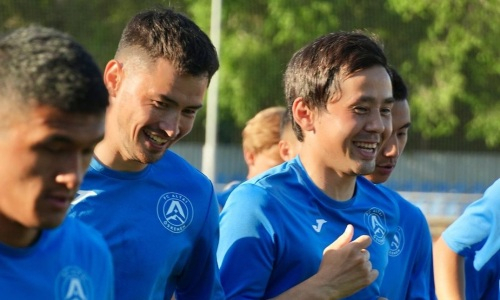 «Алтай» и «Жетысай» голов не забили в матче Первой лиги