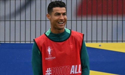 Криштиану Роналду развеселил болельщиков. Видео