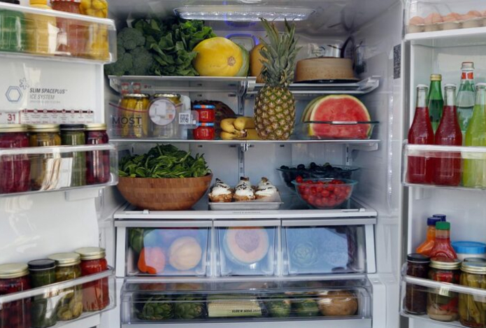 Врач рассказала, как правильно хранить еду в холодильнике