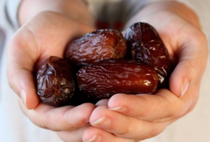 С утра надо есть этот сухофрукт. Содержит 23 вида аминокислот — такого нет в большинстве фруктов