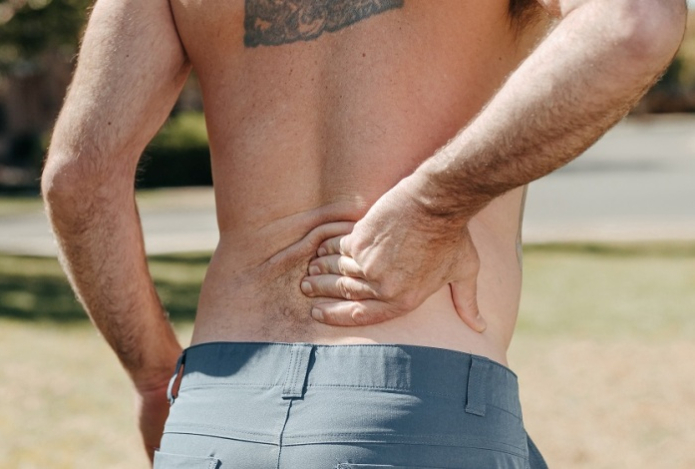 Откуда берутся камни в почках? Врач назвал главные причины болезни