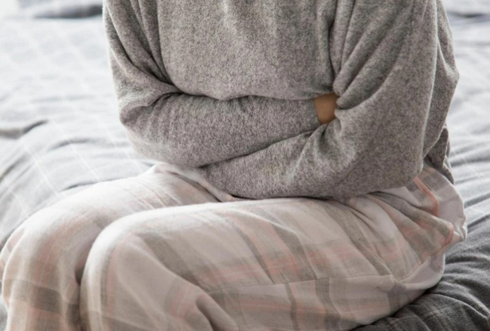 Назван редкий симптом рака кишечника, который нельзя игнорировать