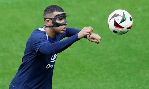 В сборной Франции определились с участием Мбаппе в матче с Бельгией на Евро-2024