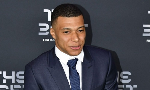 Стало известно, сколько заработал «Реал» на продаже футболок Мбаппе за первый день