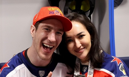 Казахский или русский? Женатый на казашке Даррен Диц выбрал язык для своих детей