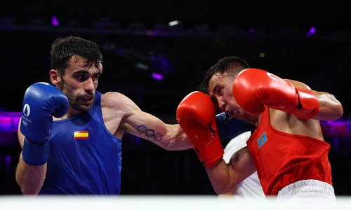 «Нужно ставить в школах». В Испании прокомментировали триумф их боксера над Махмудом Сабырханом