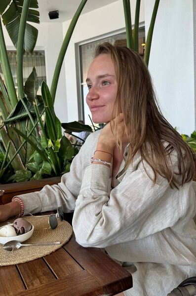 Елена Рыбакина порадовала фанатов фотографией с отпуска