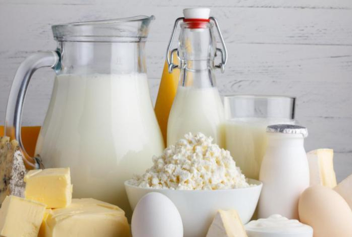 Врач развеял миф о пользе обезжиренных продуктов. Они вредят организму